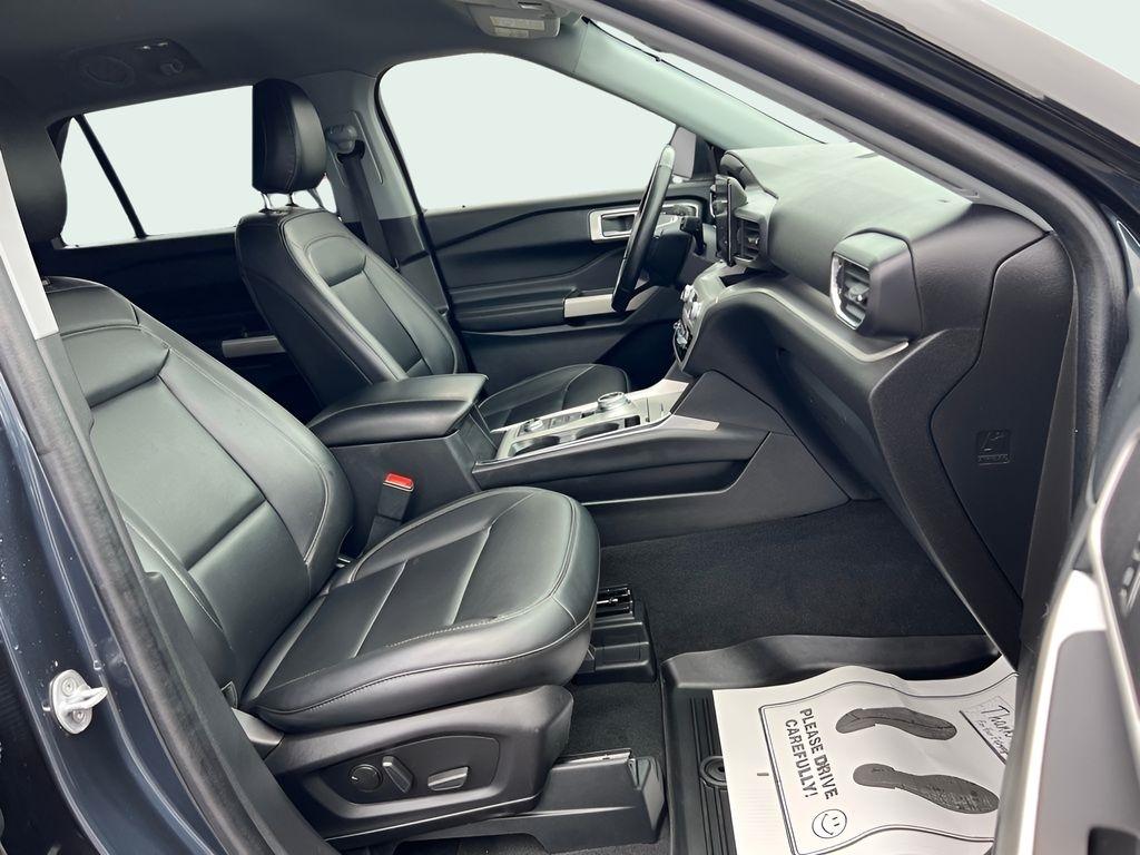 Ford Explorer XLT AWD 2022