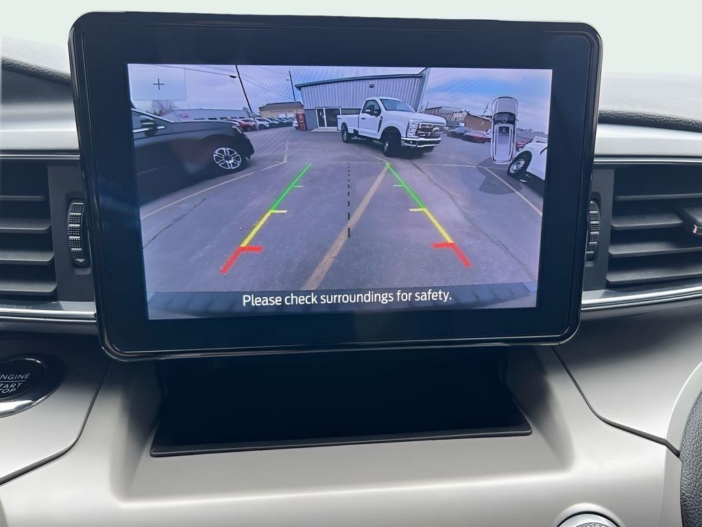 Ford Explorer XLT AWD 2022