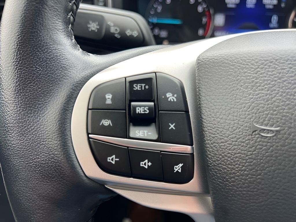 Ford Explorer XLT AWD 2022