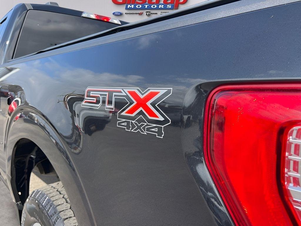 Ford F-150 XL SuperCab 8-ft. Bed 4WD 2023