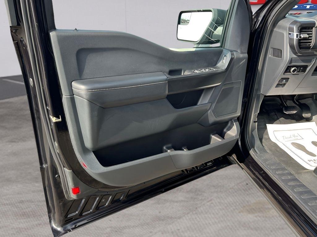 Ford F-150 XL SuperCab 8-ft. Bed 4WD 2023