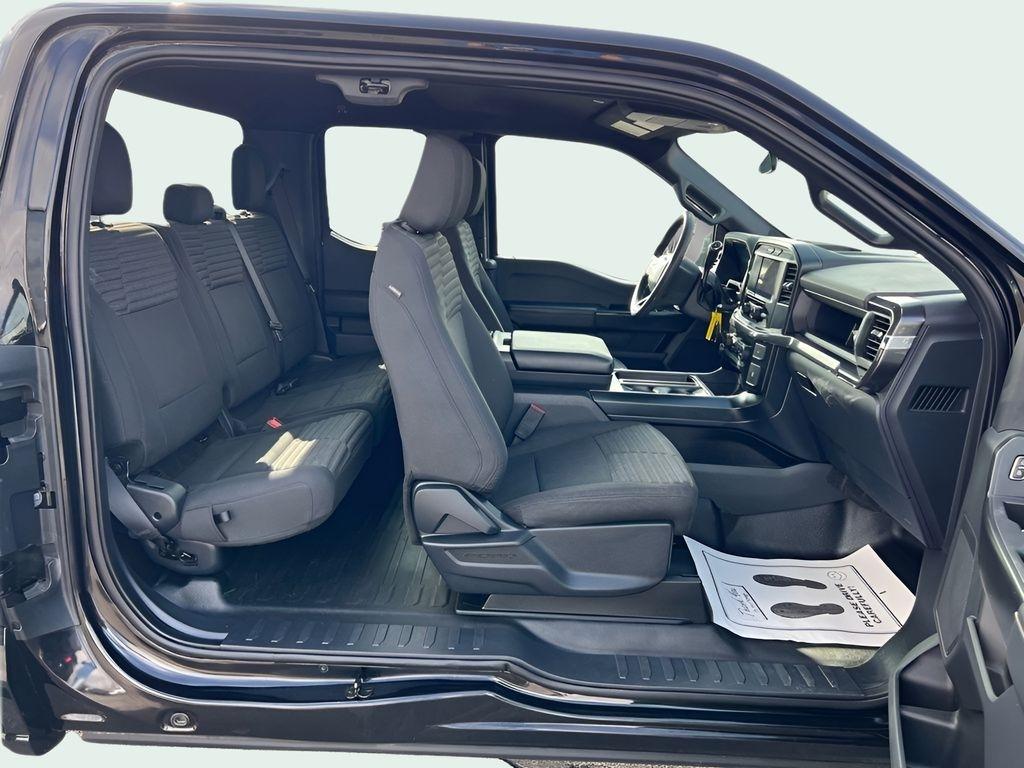 Ford F-150 XL SuperCab 8-ft. Bed 4WD 2023