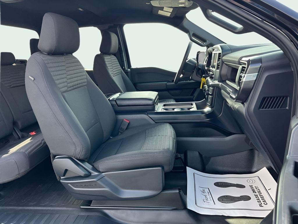 Ford F-150 XL SuperCab 8-ft. Bed 4WD 2023