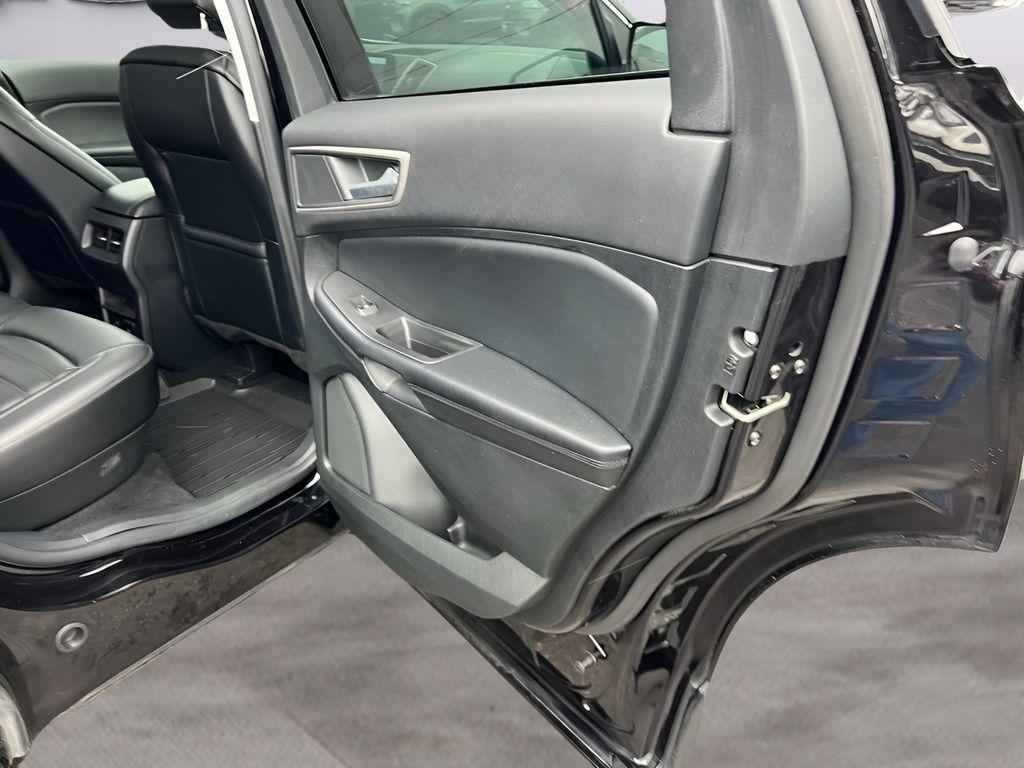 Ford Edge SEL AWD 2022