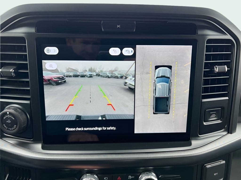 Ford F-150 Lariat SuperCrew 4WD 2025