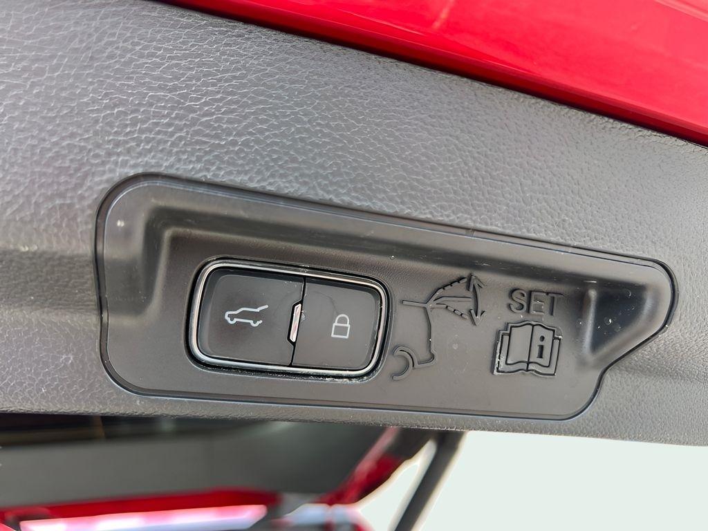 Ford Explorer Limited AWD 2023