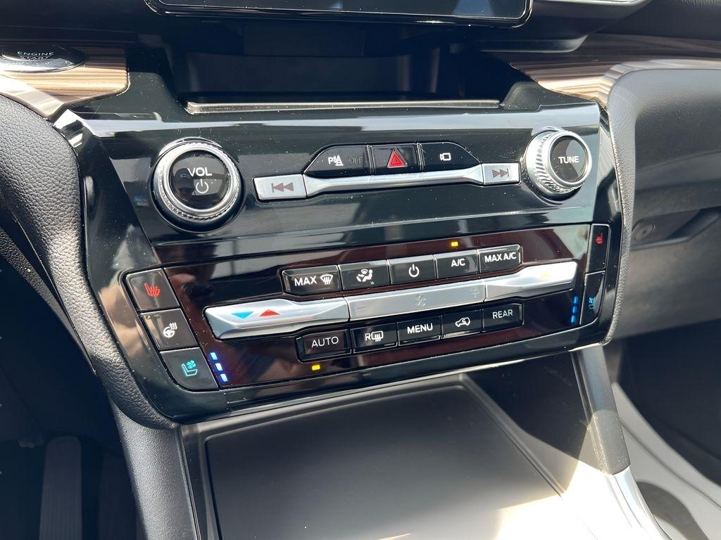 Ford Explorer Limited AWD 2023