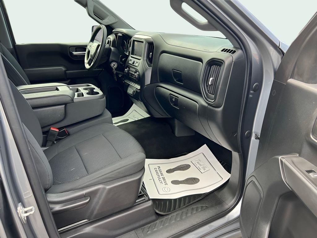 Chevrolet Silverado 1500 Custom Crew Cab Long Box 4WD 2020