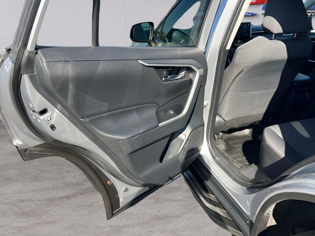 Toyota RAV4 XLE AWD 2019