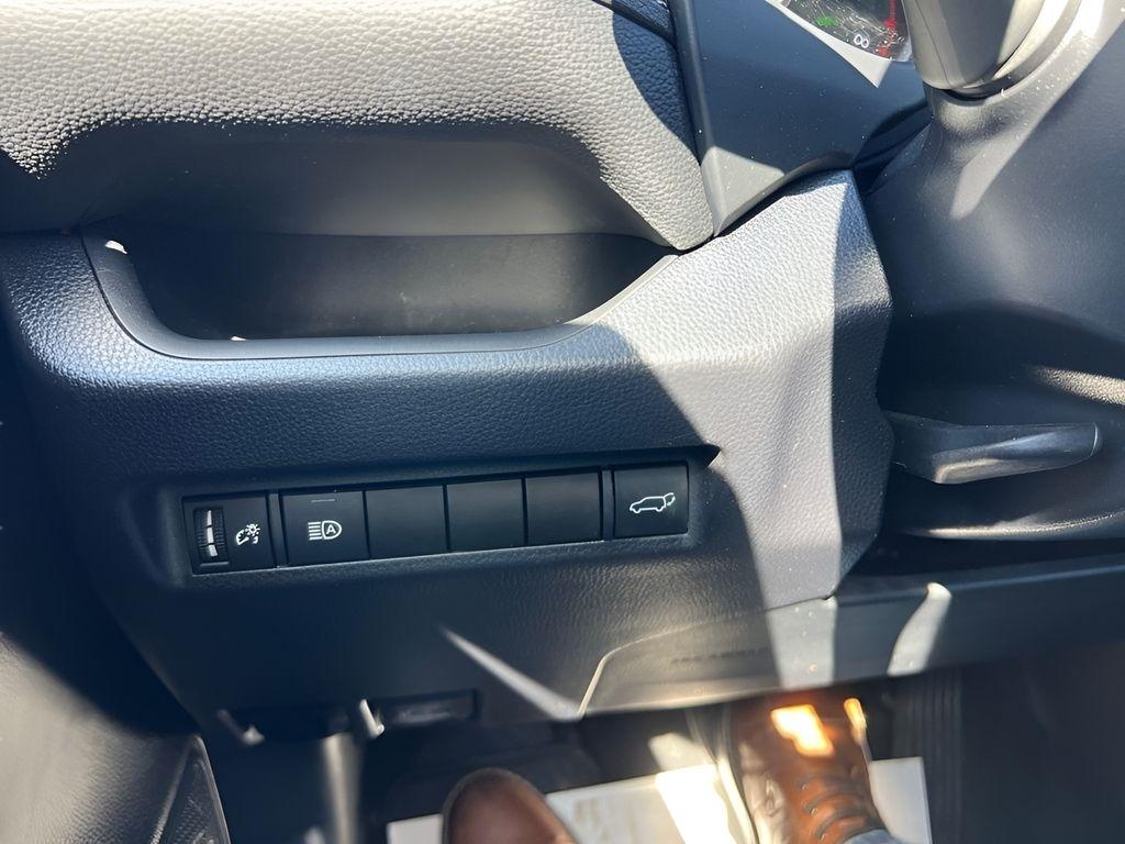 Toyota RAV4 XLE AWD 2019