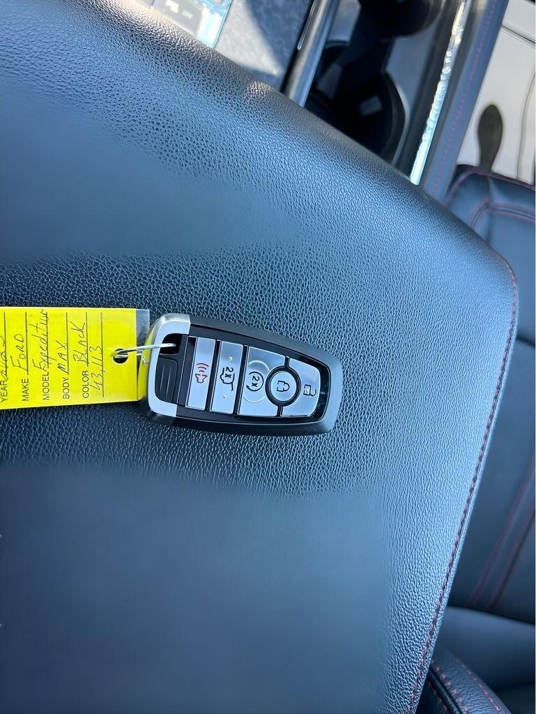 Ford Expedition MAX Limited 4WD 2023