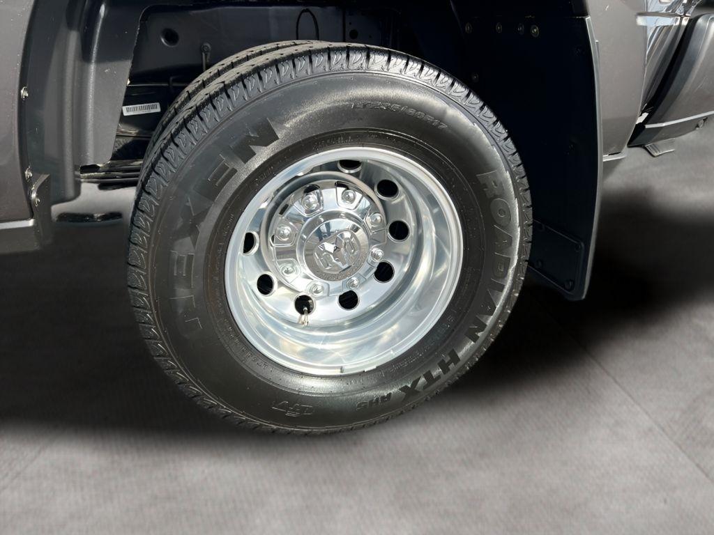 RAM 3500 Big Horn Crew Cab LWB 4WD DRW 2025