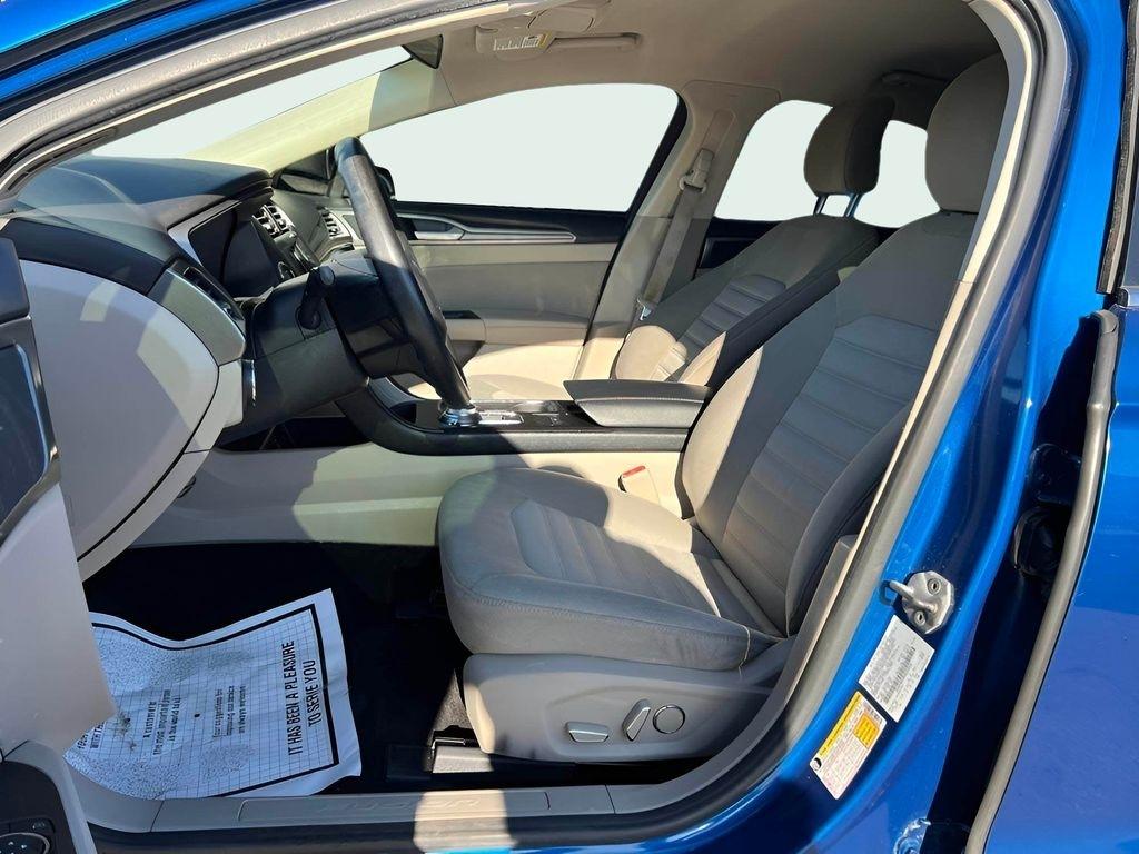 Ford Fusion SE 2017