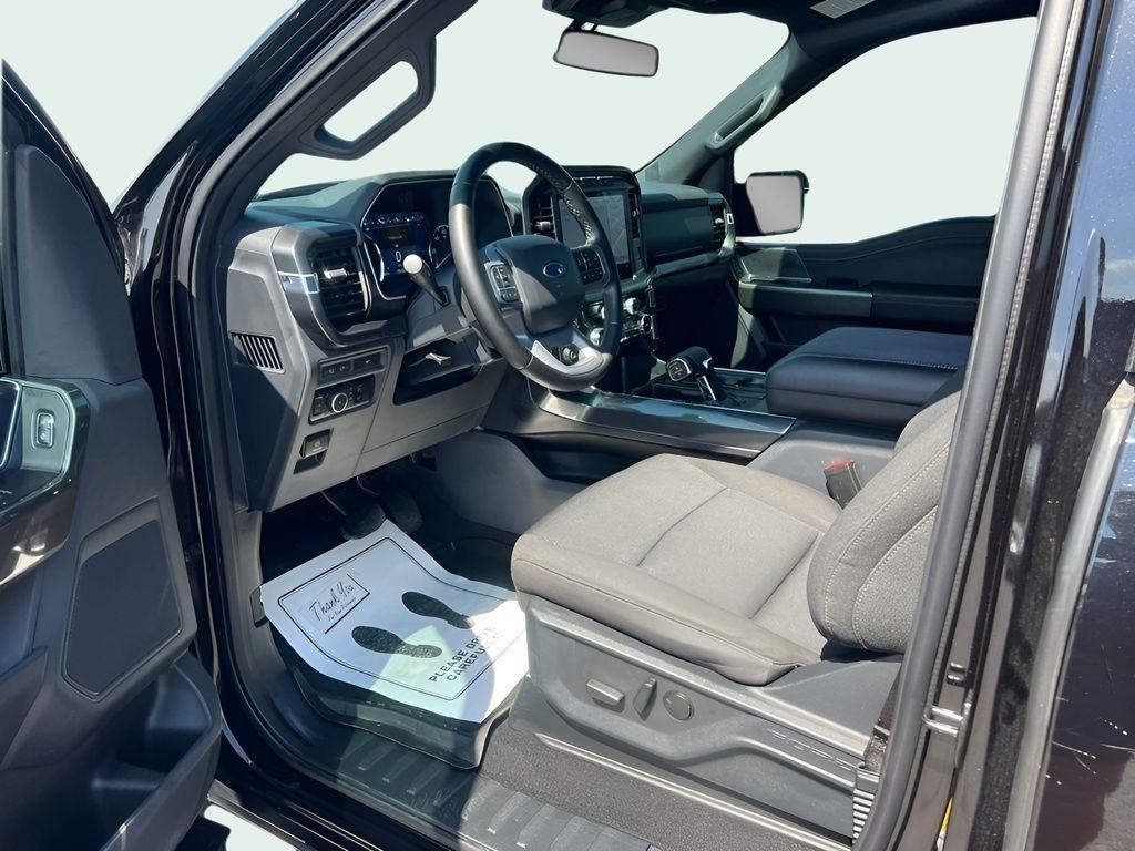 Ford F-150 XLT SuperCrew 5.5-ft. Bed 4WD 2023