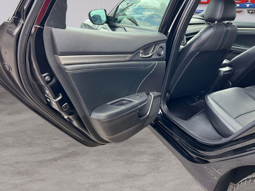 Honda Civic EX-L w/ Navigation 2017