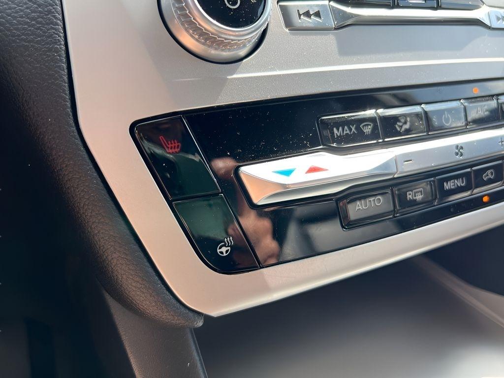 Ford Explorer XLT AWD 2022