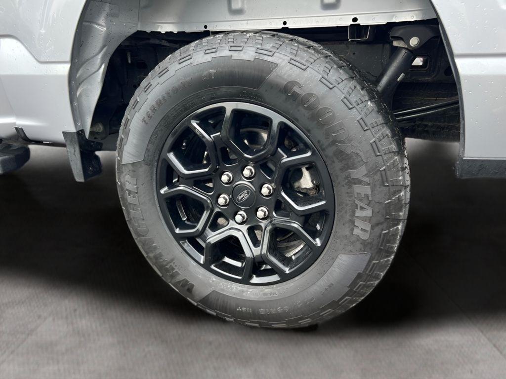 Ford F-150 XLT SuperCrew 4WD 2024