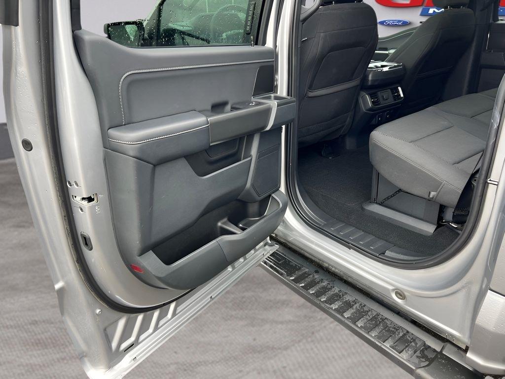 Ford F-150 XLT SuperCrew 4WD 2024