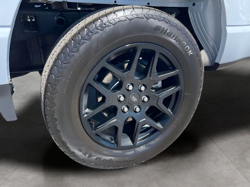Ford F-150 STX SuperCab 4WD 2025