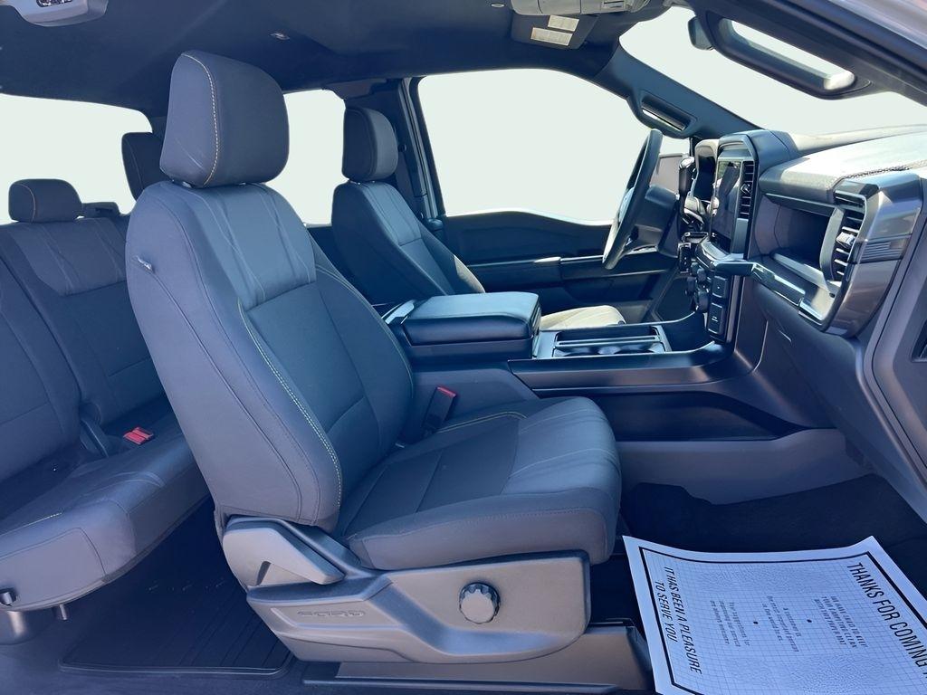 Ford F-150 STX SuperCab 4WD 2025