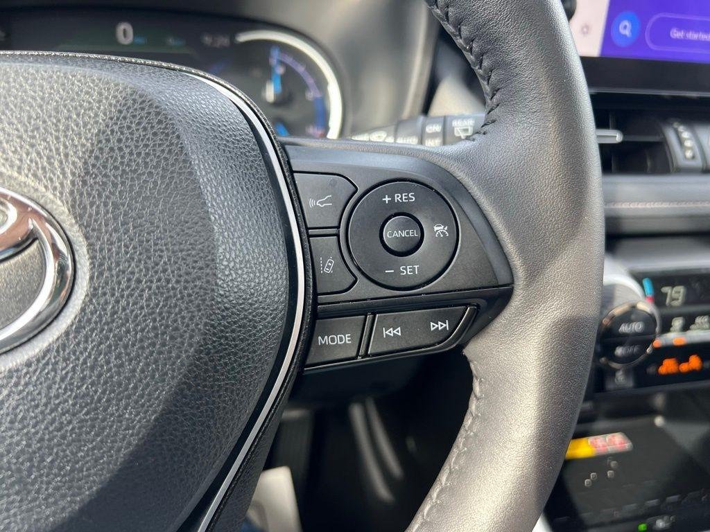Toyota RAV4 Hybrid XLE Premium 2024