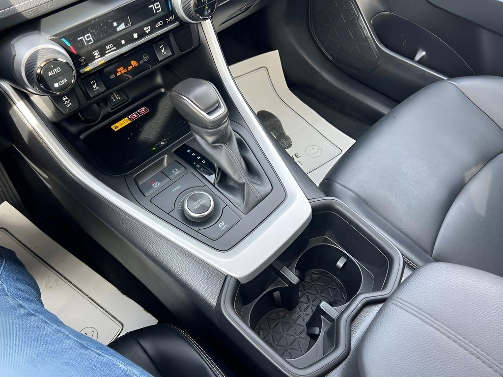 Toyota RAV4 Hybrid XLE Premium 2024