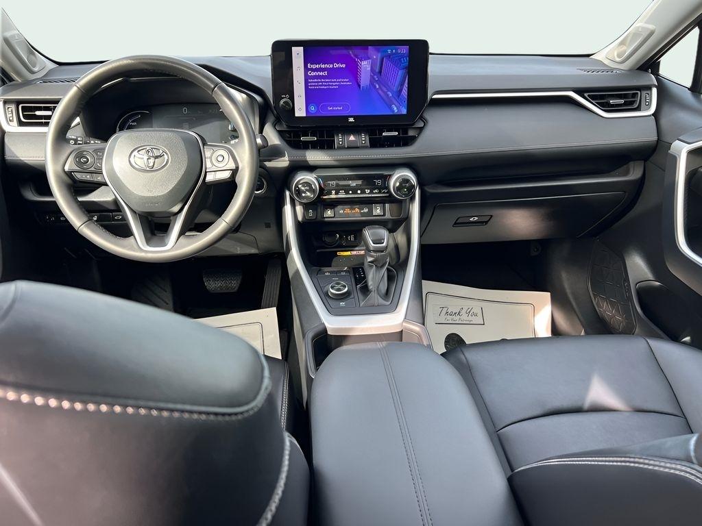 Toyota RAV4 Hybrid XLE Premium 2024