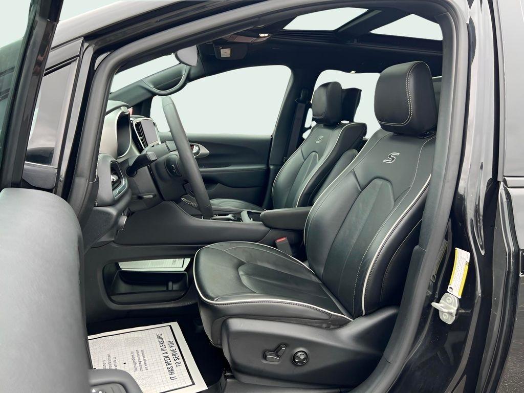 Chrysler Pacifica Limited 2024