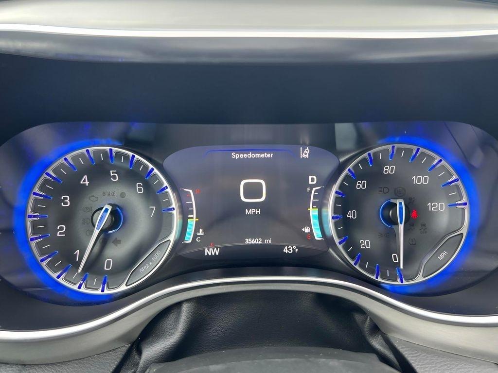 Chrysler Pacifica Limited 2024