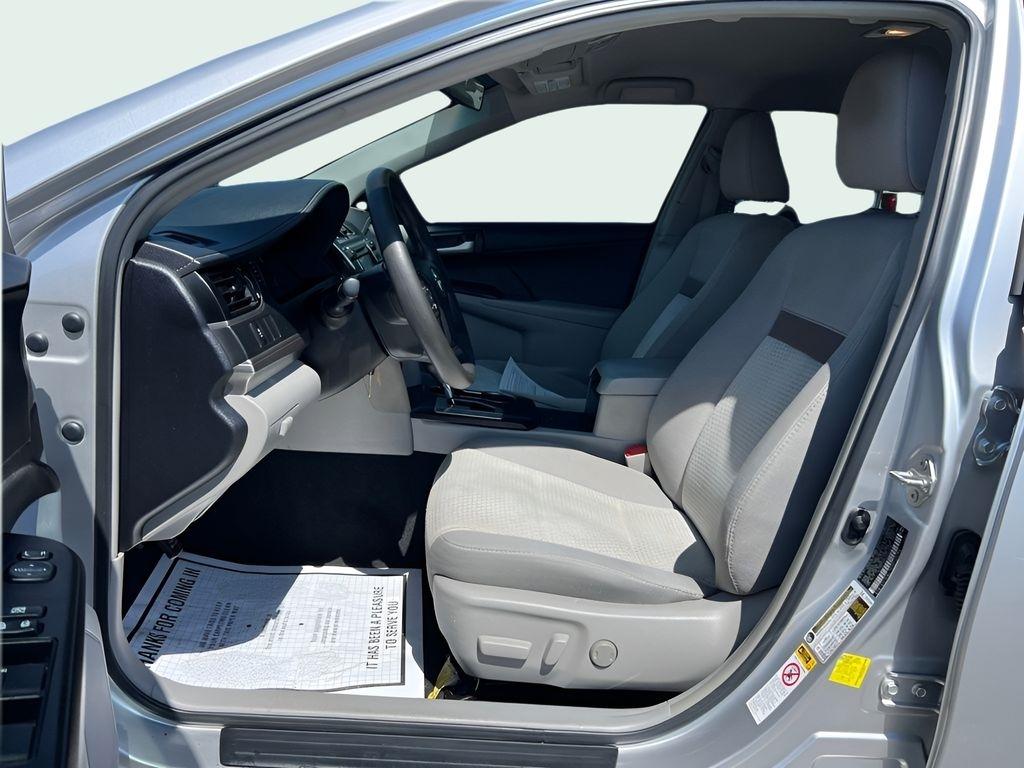 Toyota Camry LE 2014