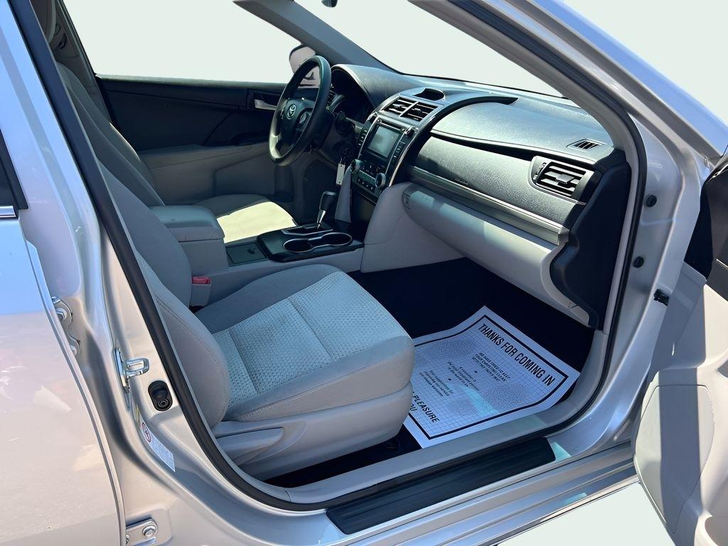 Toyota Camry LE 2014