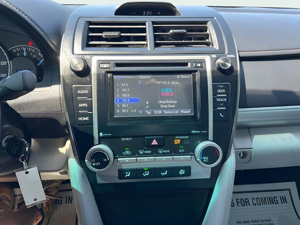Toyota Camry LE 2014