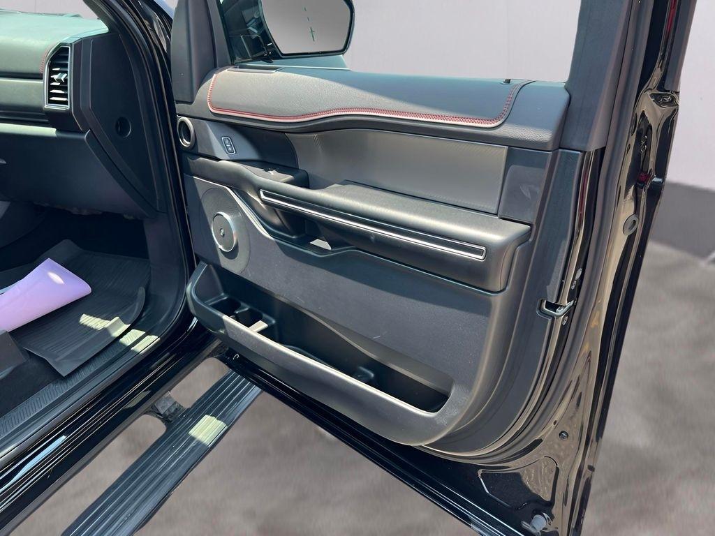 Ford Expedition MAX Limited 4WD 2021