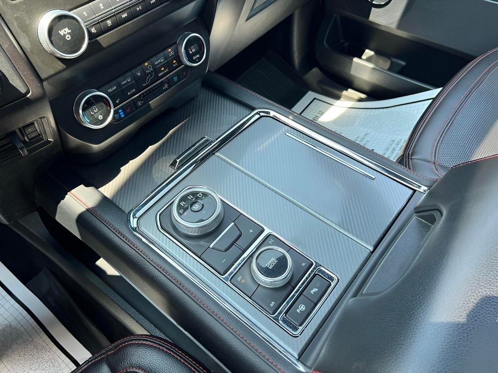Ford Expedition MAX Limited 4WD 2021
