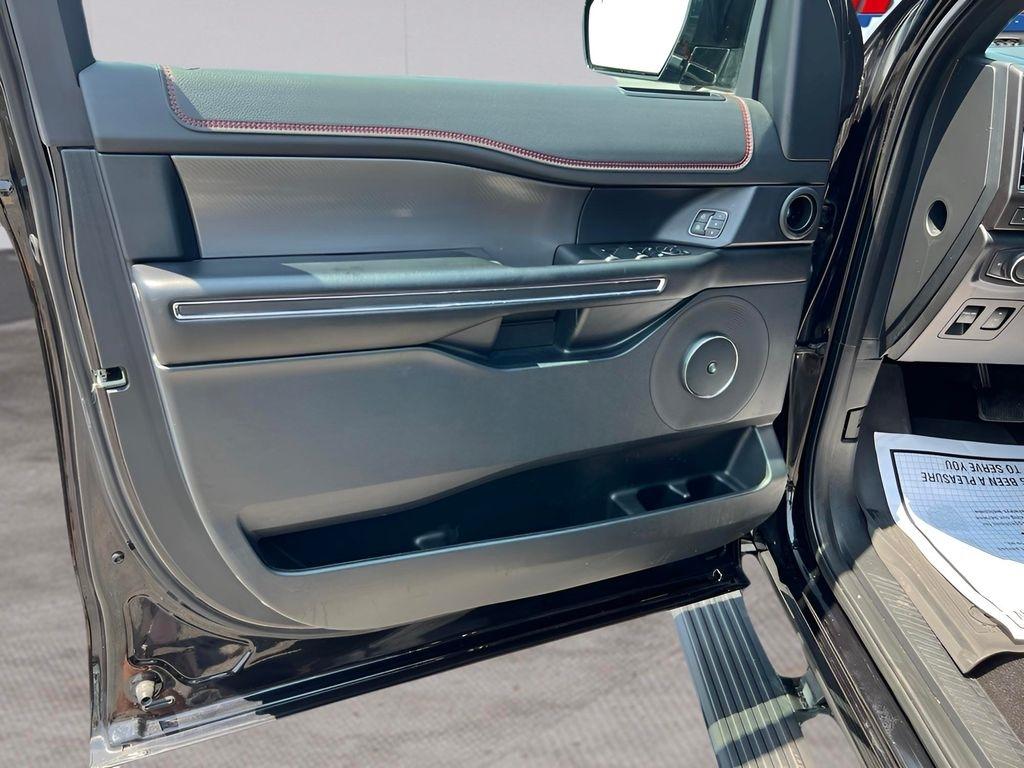 Ford Expedition MAX Limited 4WD 2021