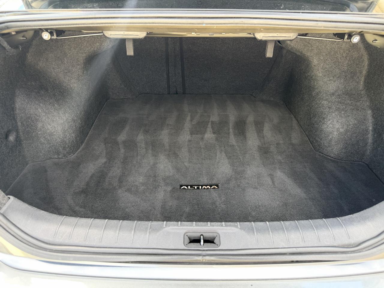 2021 Nissan Altima SV - Photo 8