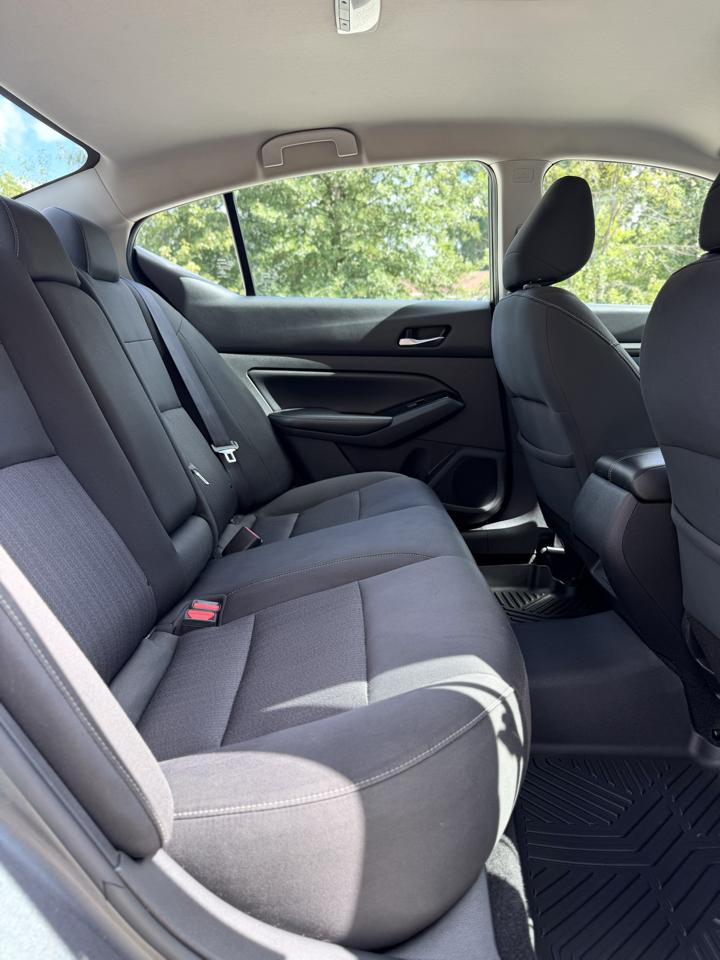 2021 Nissan Altima SV - Photo 9