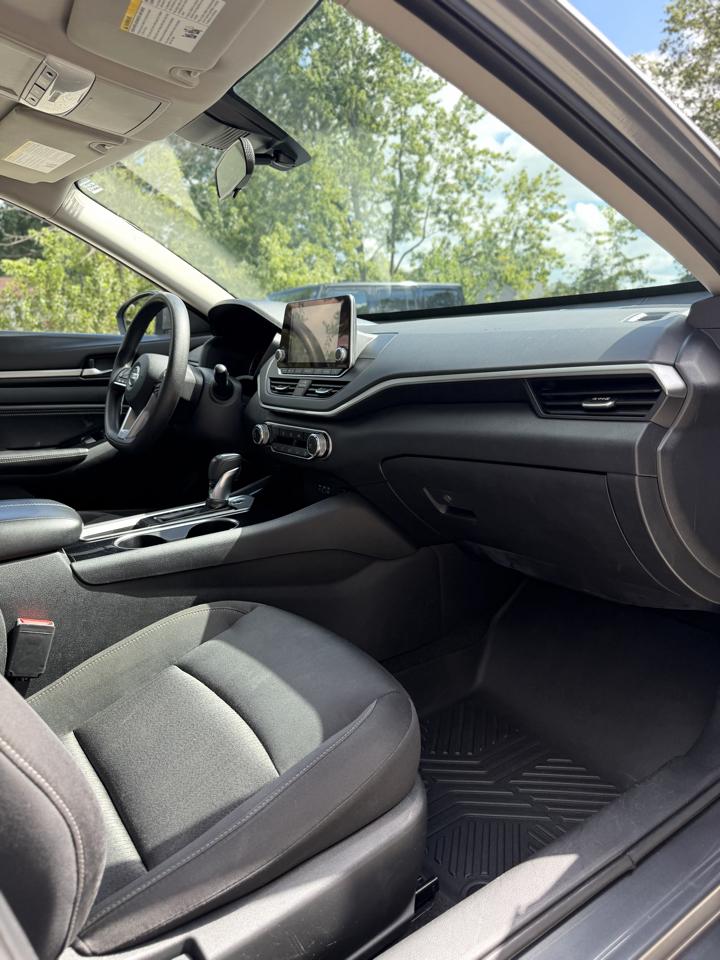 2021 Nissan Altima SV - Photo 10