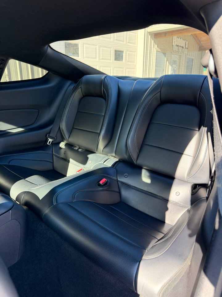 Ford Mustang GT Premium Coupe 2017