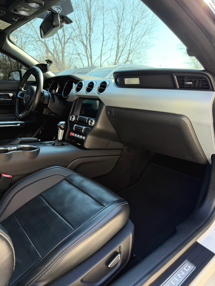 Ford Mustang GT Premium Coupe 2017