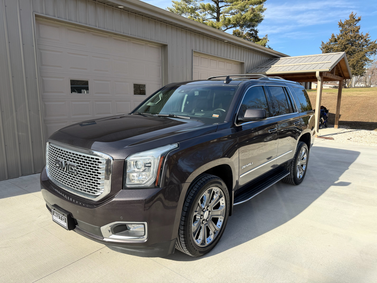 GMC Yukon Denali 4WD 2016