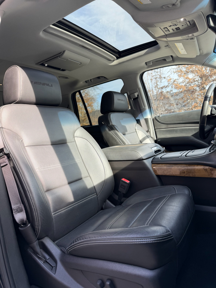 GMC Yukon Denali 4WD 2016