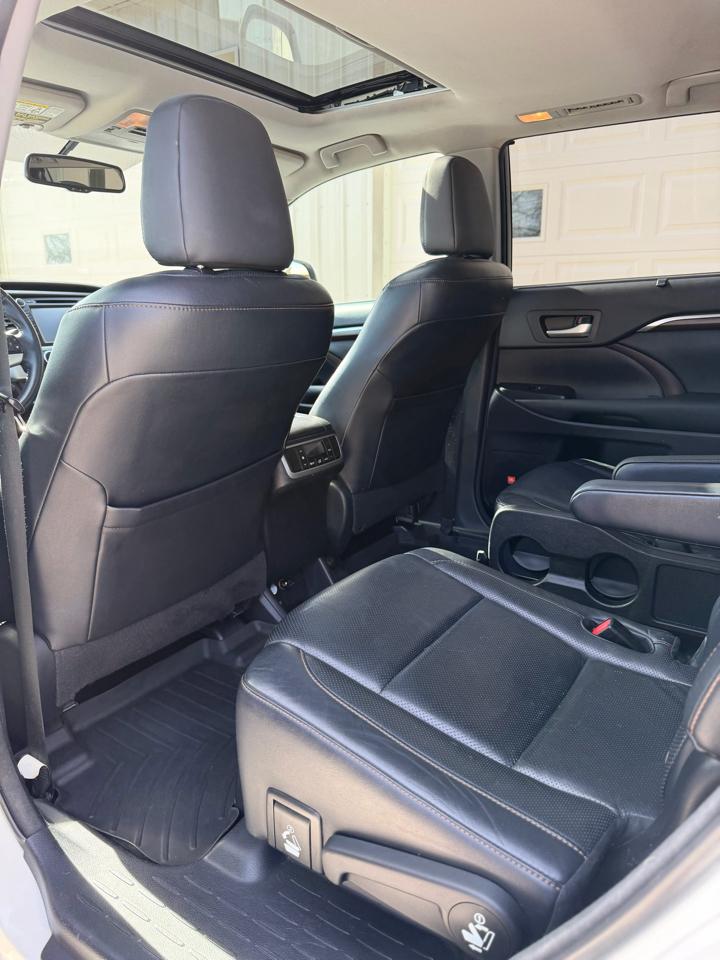 Toyota Highlander Limited AWD V6 2014