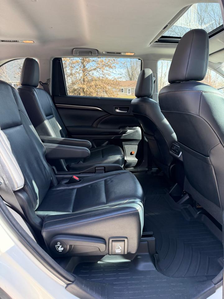 Toyota Highlander Limited AWD V6 2014