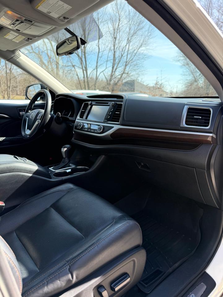 Toyota Highlander Limited AWD V6 2014