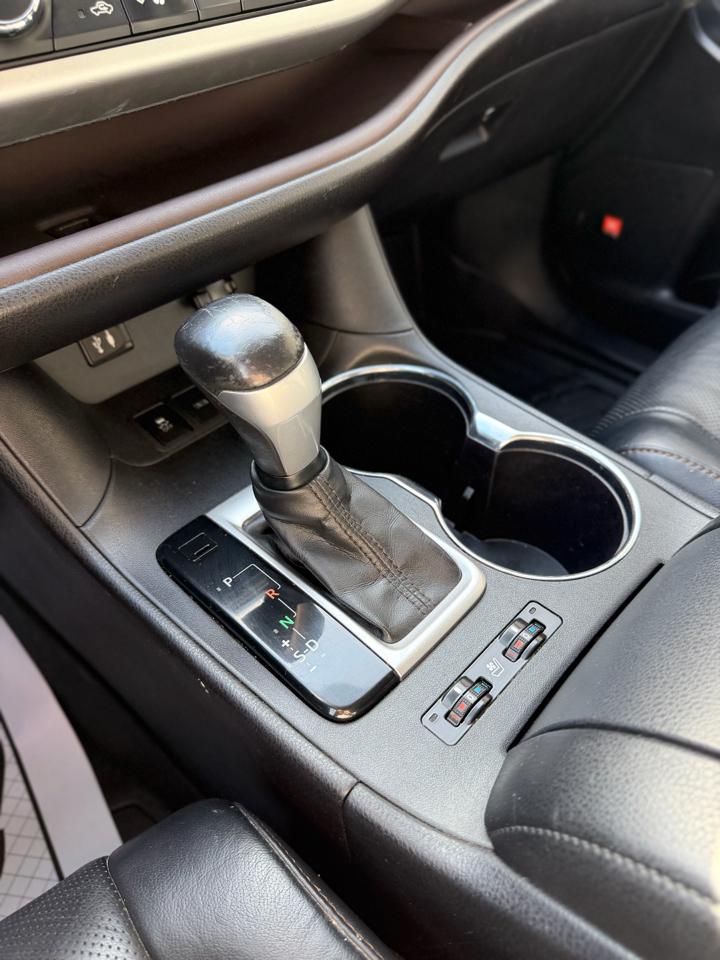 Toyota Highlander Limited AWD V6 2014