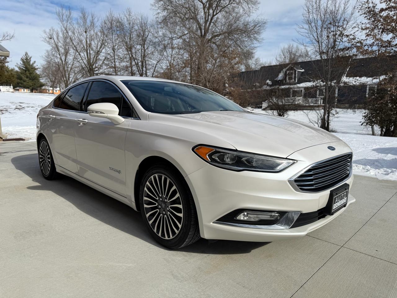 Ford Fusion Hybrid Titanium 2017