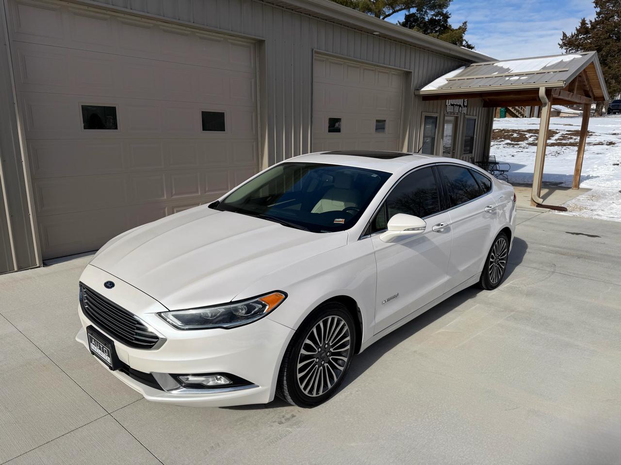 Ford Fusion Hybrid Titanium 2017