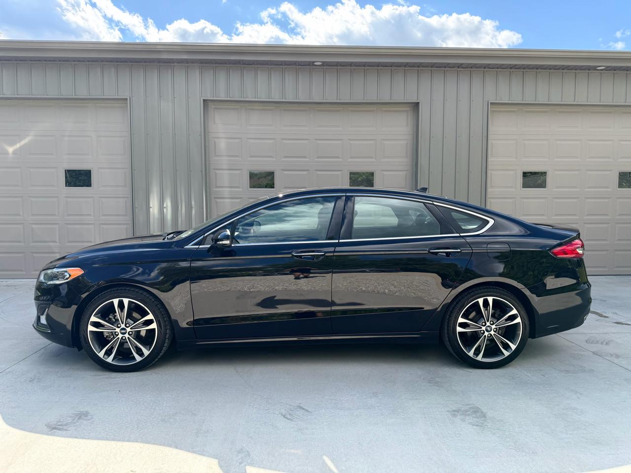 Ford Fusion Titanium AWD 2019
