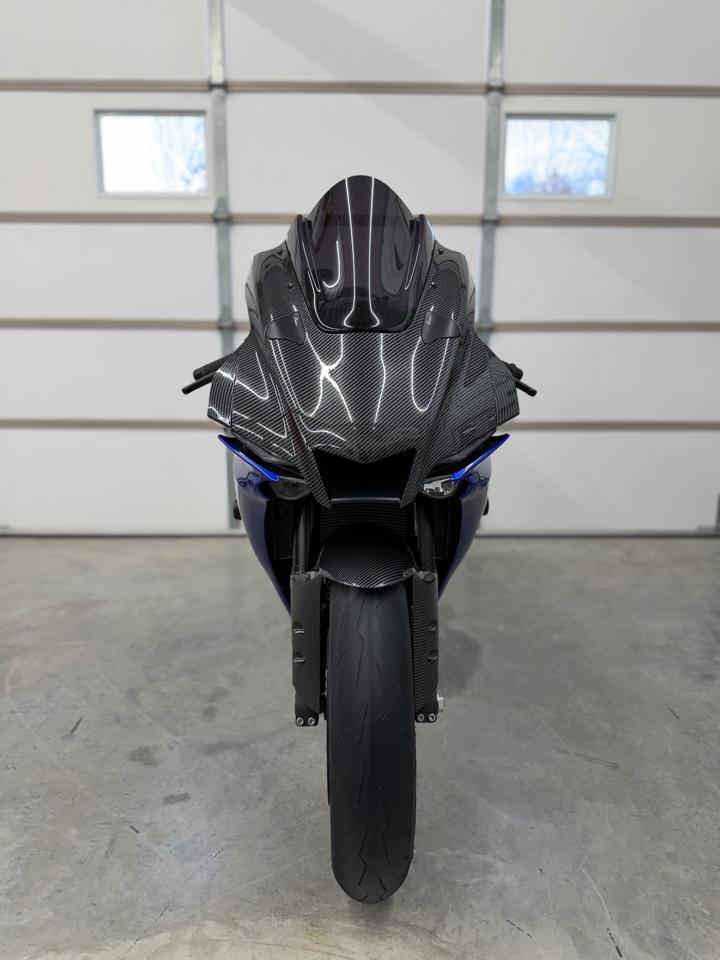 Yamaha YZF-R1  2023